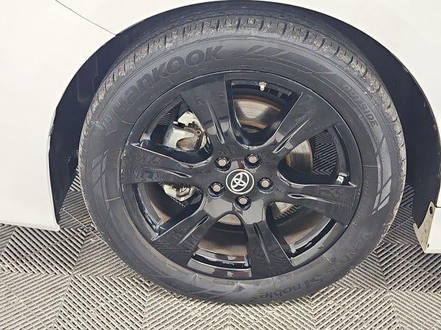 2020 Toyota Sienna SE Premium 8 Passenger