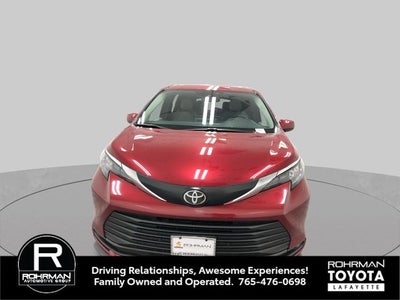 2026 Toyota Sienna XLE 8 Passenger