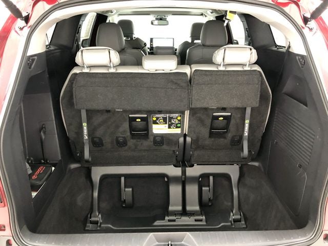 2026 Toyota Sienna XLE 8 Passenger