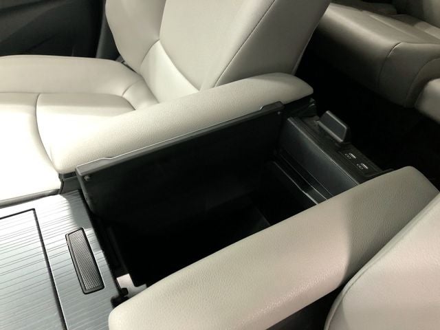 2026 Toyota Sienna XLE 8 Passenger