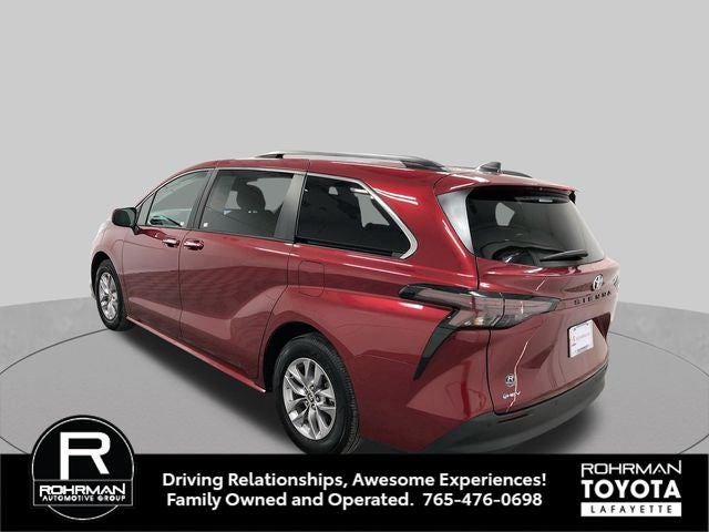 2026 Toyota Sienna XLE 8 Passenger