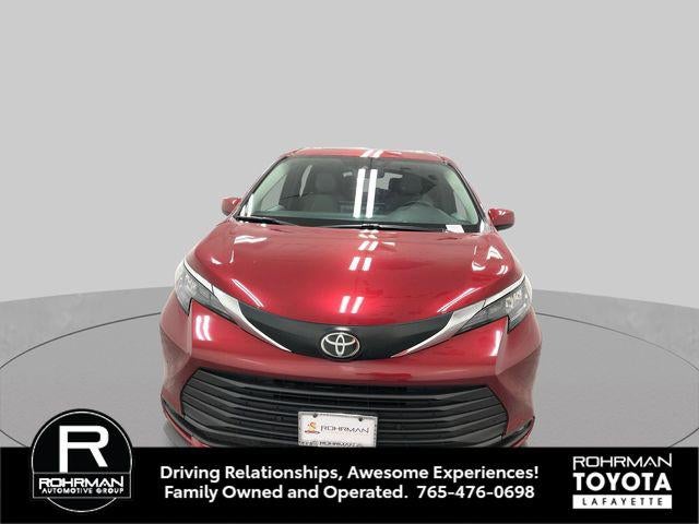 2026 Toyota Sienna XLE 8 Passenger