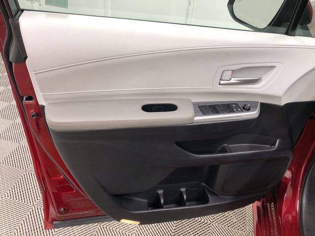 2026 Toyota Sienna XLE 8 Passenger