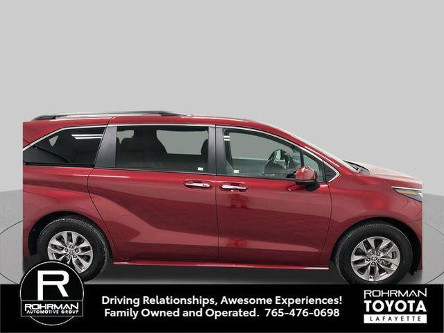 2026 Toyota Sienna XLE 8 Passenger