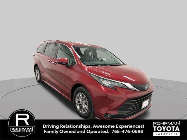 2026 Toyota Sienna XLE 8 Passenger