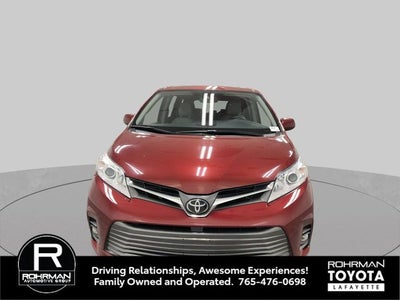 2019 Toyota Sienna XLE 8 Passenger
