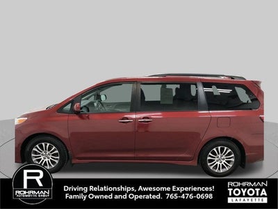 2019 Toyota Sienna XLE 8 Passenger