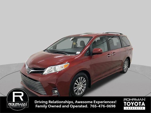 2019 Toyota Sienna XLE 8 Passenger