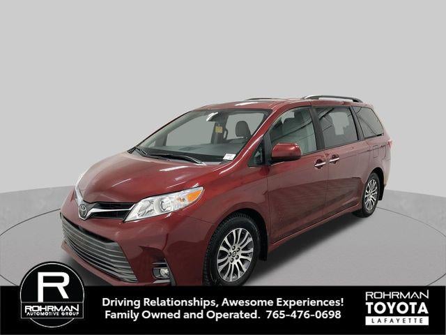 2019 Toyota Sienna XLE 8 Passenger