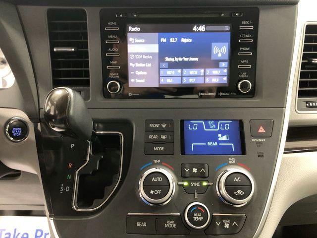 2019 Toyota Sienna XLE 8 Passenger