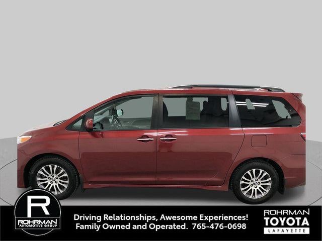 2019 Toyota Sienna XLE 8 Passenger