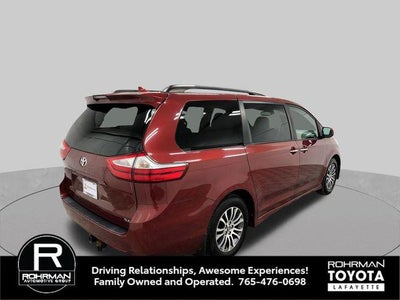 2019 Toyota Sienna XLE 8 Passenger