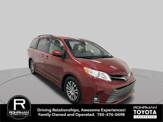 2019 Toyota Sienna XLE 8 Passenger