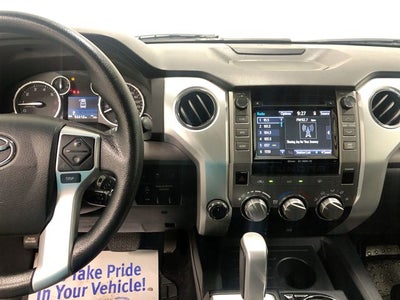 2017 Toyota 4X4 TUNDRA CREWMAX SR5 5.7L SR5