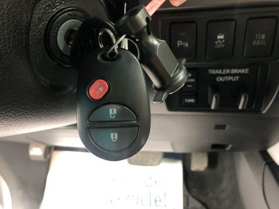 2017 Toyota 4X4 TUNDRA CREWMAX SR5 5.7L SR5
