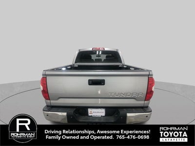2017 Toyota 4X4 TUNDRA CREWMAX SR5 5.7L SR5
