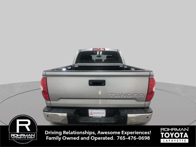 2017 Toyota 4X4 TUNDRA CREWMAX SR5 5.7L SR5