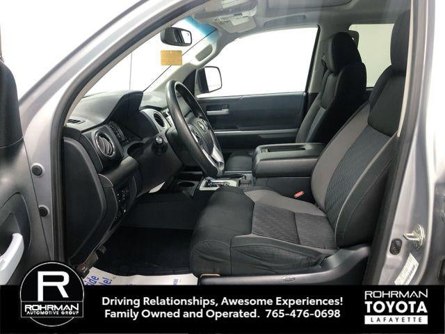 2017 Toyota 4X4 TUNDRA CREWMAX SR5 5.7L SR5