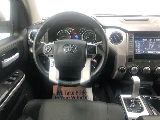2017 Toyota 4X4 TUNDRA CREWMAX SR5 5.7L SR5
