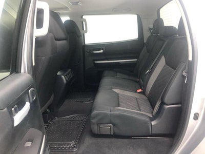 2017 Toyota 4X4 TUNDRA CREWMAX SR5 5.7L SR5