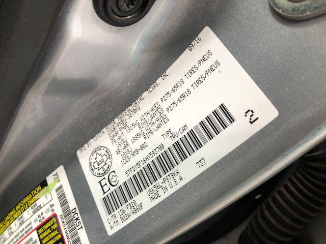 2017 Toyota 4X4 TUNDRA CREWMAX SR5 5.7L SR5