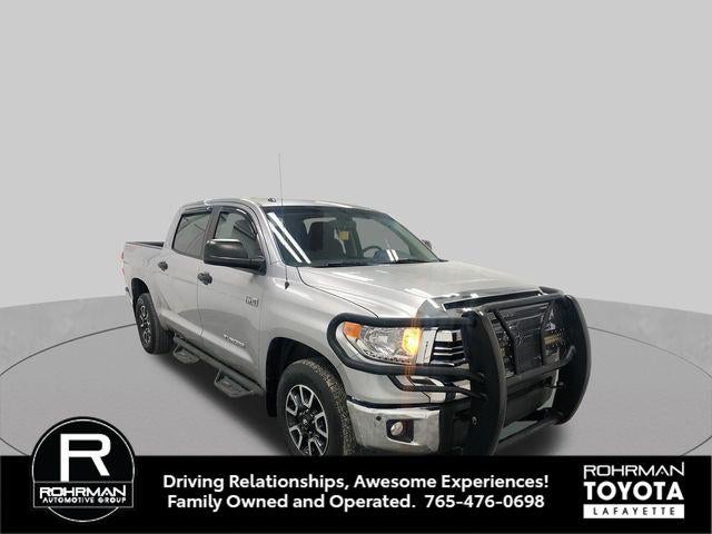 2017 Toyota 4X4 TUNDRA CREWMAX SR5 5.7L SR5