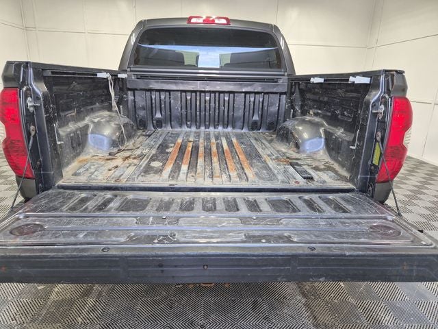 2015 Toyota TUNDRA 4X4 SR5 CrewMax