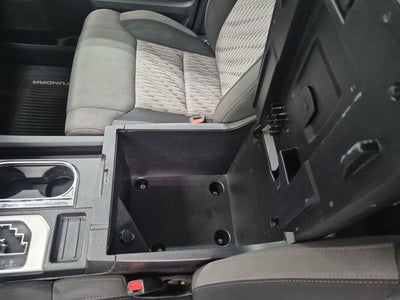 2015 Toyota TUNDRA 4X4 SR5 CrewMax