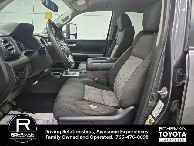 2015 Toyota TUNDRA 4X4 SR5 CrewMax