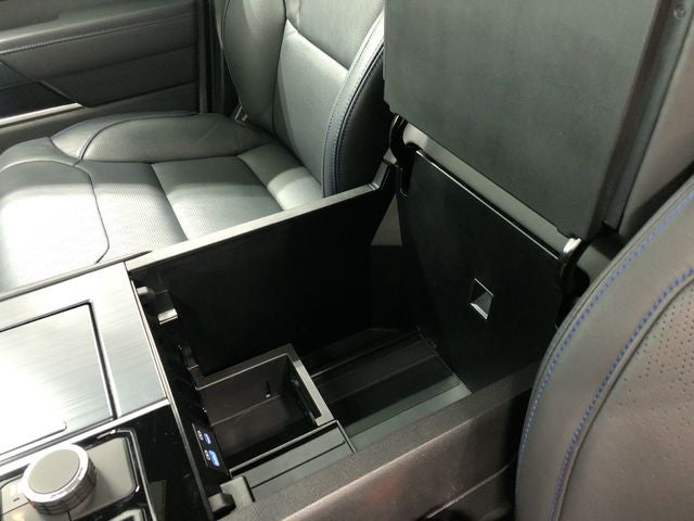 2024 Toyota Tundra i-FORCE MAX Platinum
