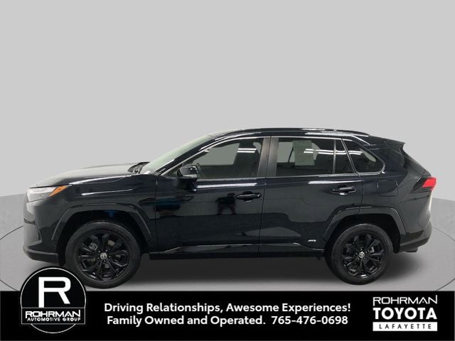 2022 Toyota RAV4 Hybrid SE