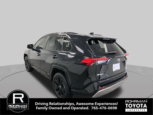 2022 Toyota RAV4 Hybrid SE