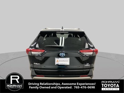 2022 Toyota RAV4 Hybrid SE