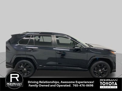 2022 Toyota RAV4 Hybrid SE
