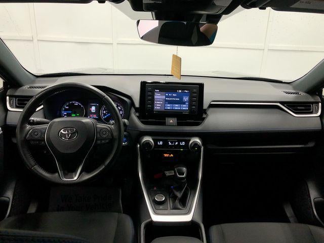 2022 Toyota RAV4 Hybrid SE