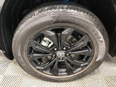 2022 Toyota RAV4 Hybrid SE