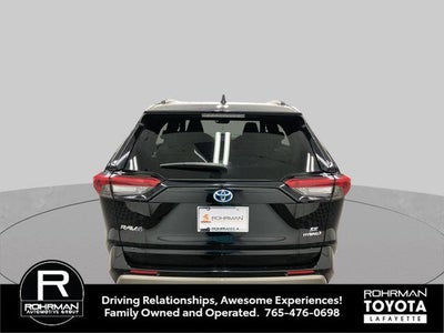 2022 Toyota RAV4 Hybrid SE