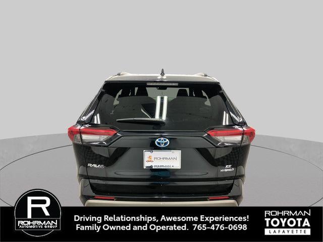 2022 Toyota RAV4 Hybrid SE
