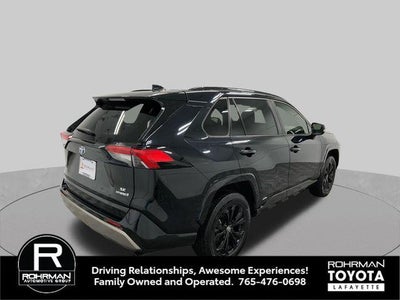 2022 Toyota RAV4 Hybrid SE