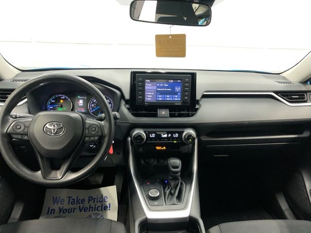 2020 Toyota RAV4 Hybrid LE