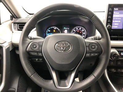 2022 Toyota RAV4 Hybrid XLE