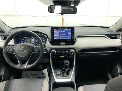 2022 Toyota RAV4 Hybrid XLE