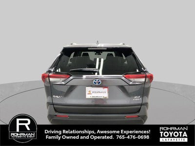 2022 Toyota RAV4 Hybrid XLE