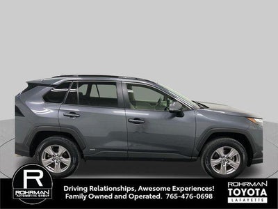 2022 Toyota RAV4 Hybrid XLE