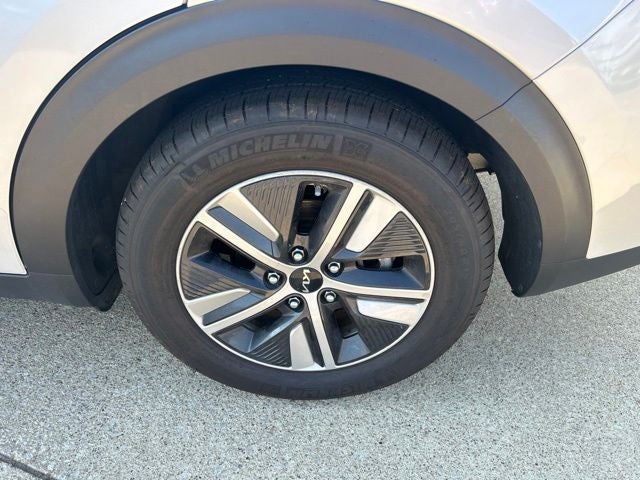 2021 Kia Niro LXS