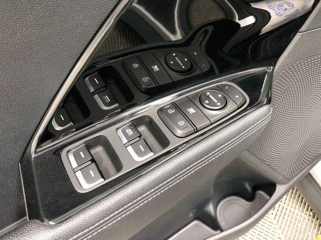 2021 Kia Niro LXS