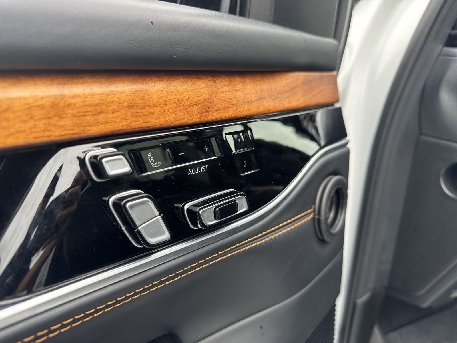2024 Jeep Grand Wagoneer L Series III