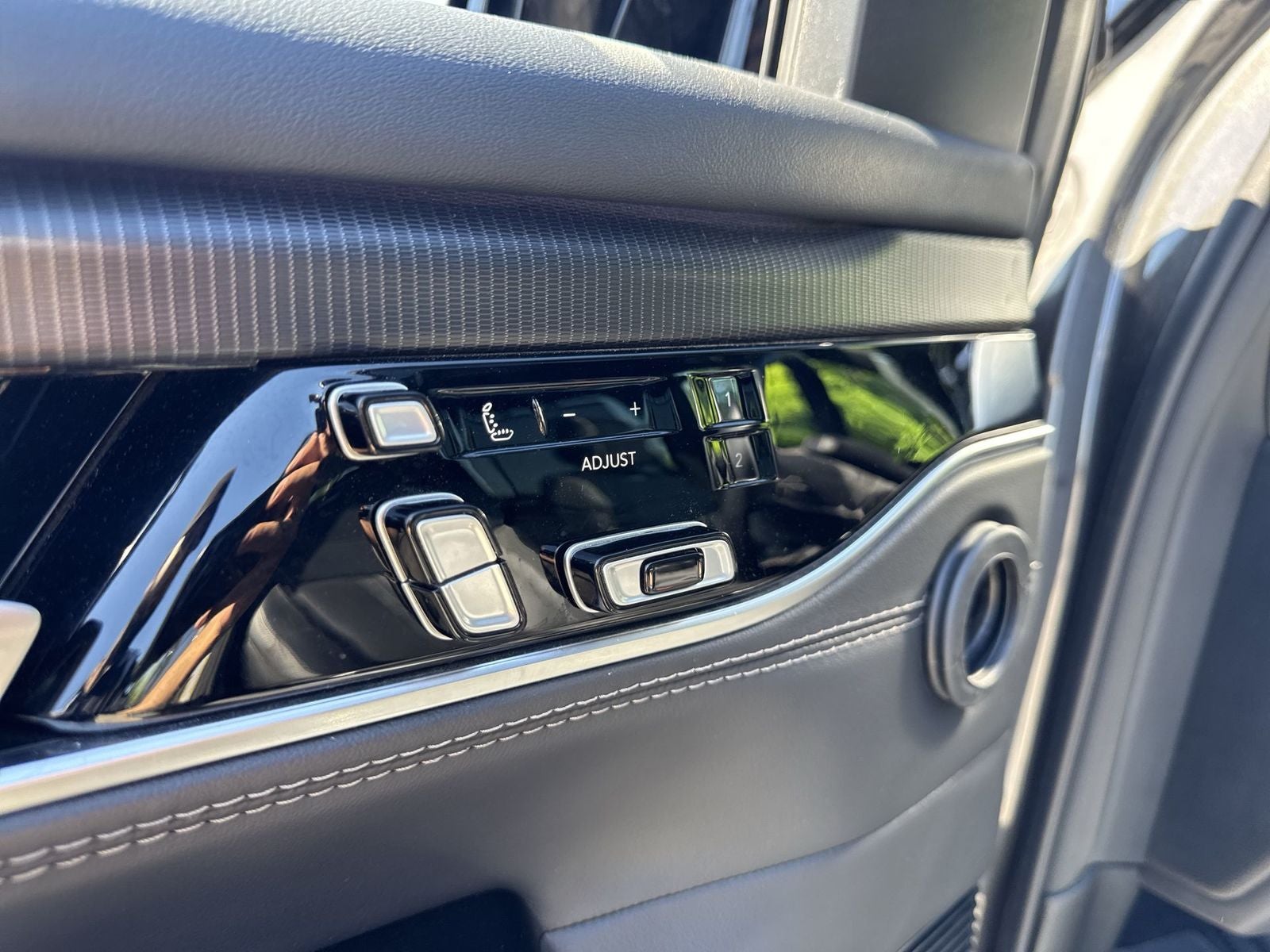 2024 Jeep Grand Wagoneer Series II