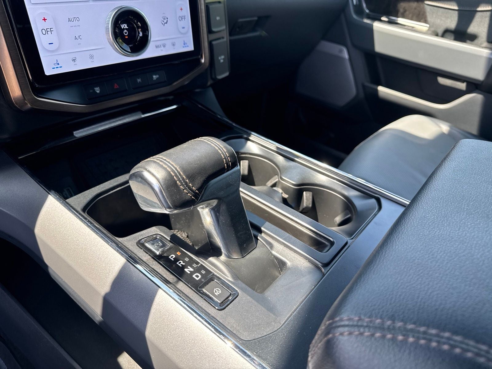 2023 Ford F-150 Lightning Lariat