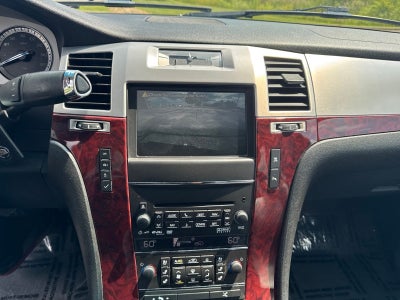 2011 Cadillac Escalade EXT Premium
